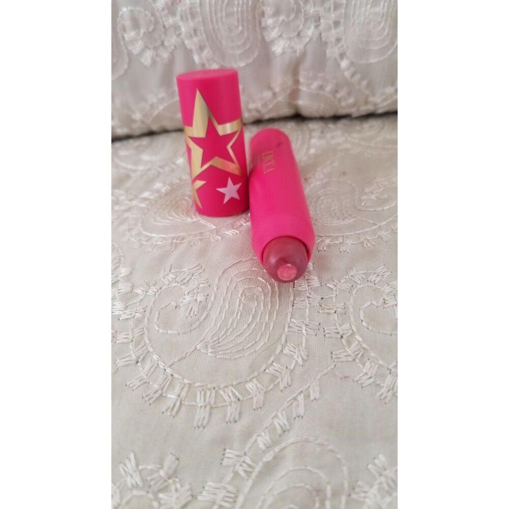 The LWYA Balm BAE Center Core Lip Balm in "Misty Rose"